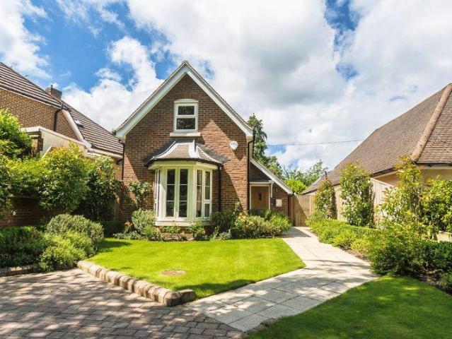 House for sale in London Borough of Croydon, Greater London