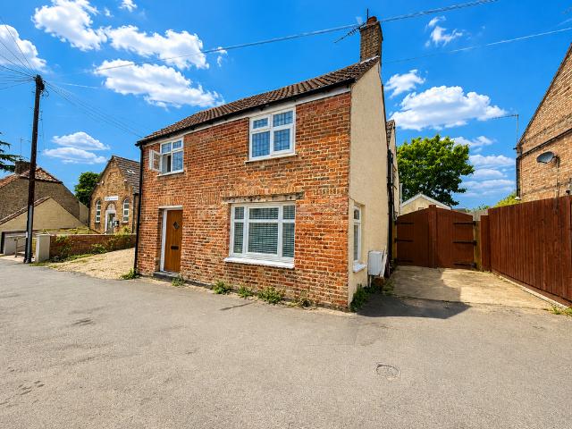 House for sale in Huntingdon, Cambridgeshire