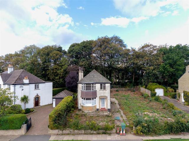 House for sale in Horsforth Vale, Leeds