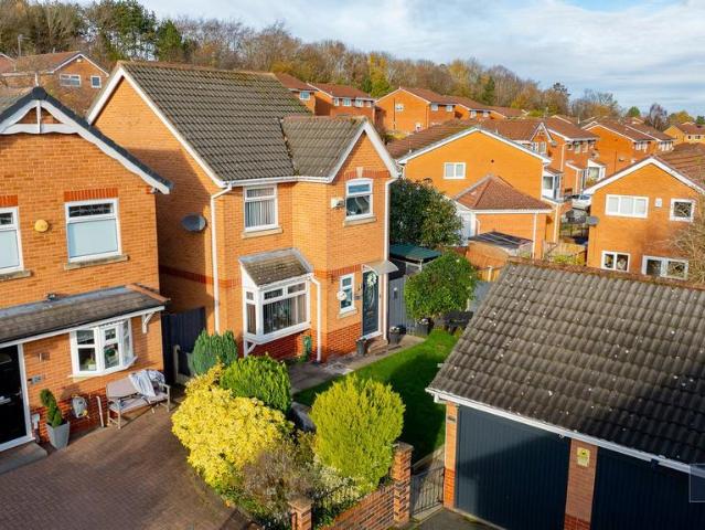House for sale in Halton