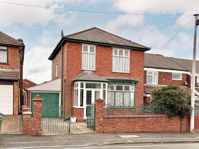 House for sale in Coseley, West Midlands