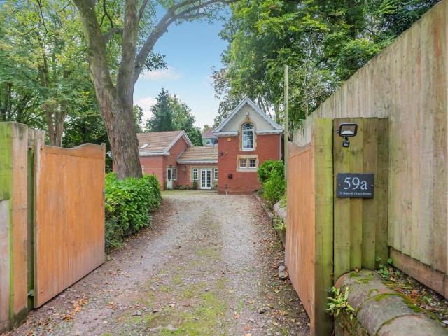 House for sale in Allt-yr-yn, Wales