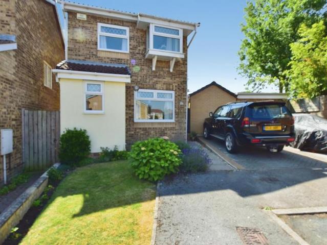 House for sale in Bramley, South Yorkshire