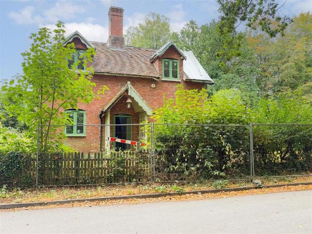 House for sale in Leek Wootton, Warwick