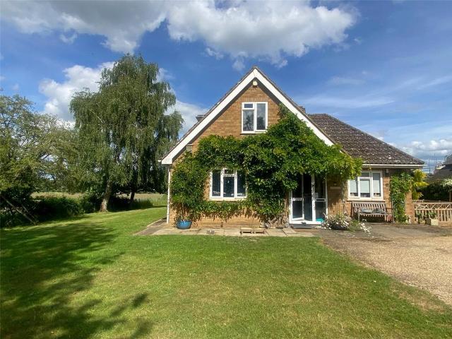 House for sale in Tingrith, Bedfordshire