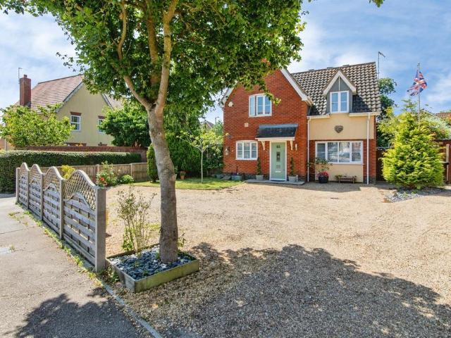 House for sale in Eastbridge, Suffolk
