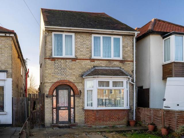 House for sale in Arbury, Cambridgeshire