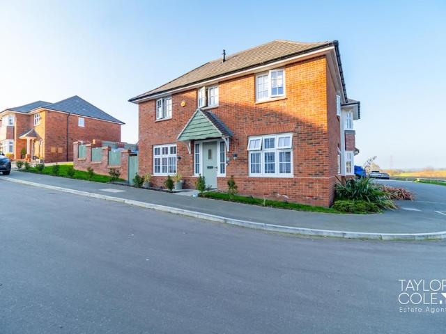 House for sale in Stonydelph, Kettlebrook