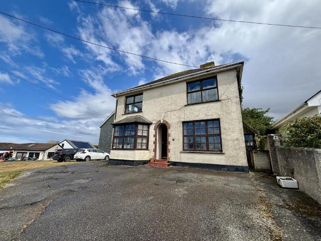House for sale in Port Gaverne