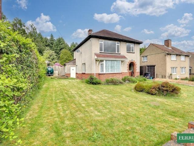 House for sale in Bromsberrow Heath, Gloucestershire