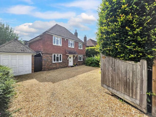 House for sale in Perryfields, West Sussex