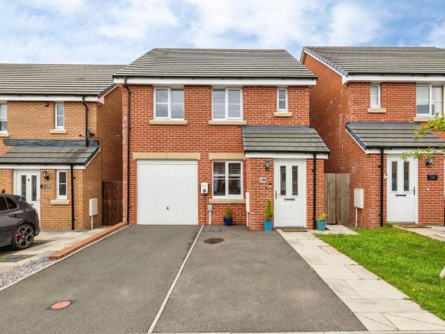 House for sale in Maes y Parc, Cross Hands