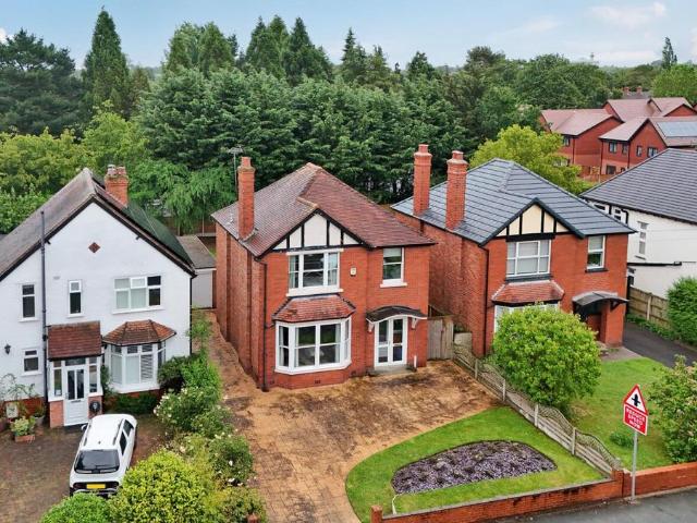 House for sale in Cherry Orchard, Frankwell