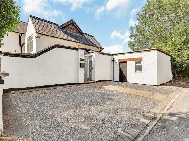 House for sale in Bozeat