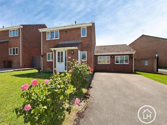 House for sale in Parkwood, Gillingham