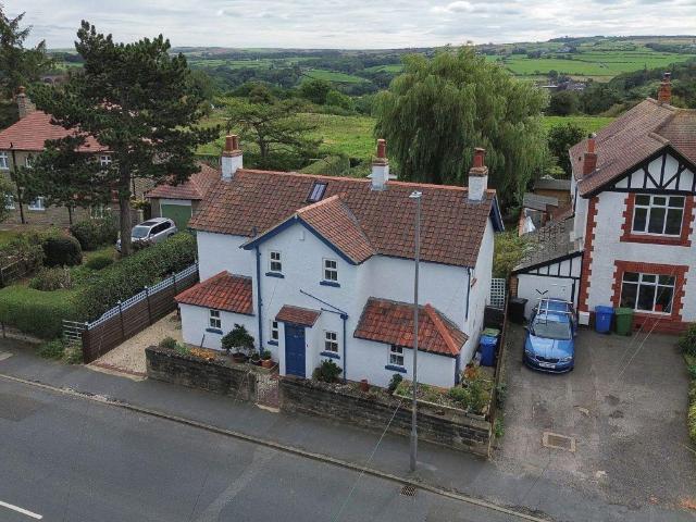 House for sale in Whitby, North Yorkshire