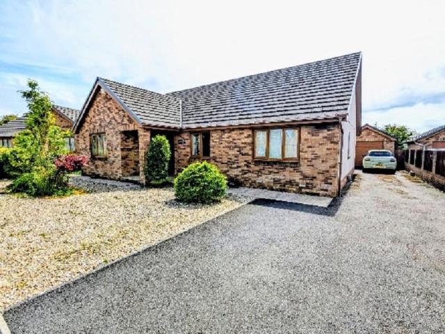 House for sale in Bancffosfelen, Pontyberem