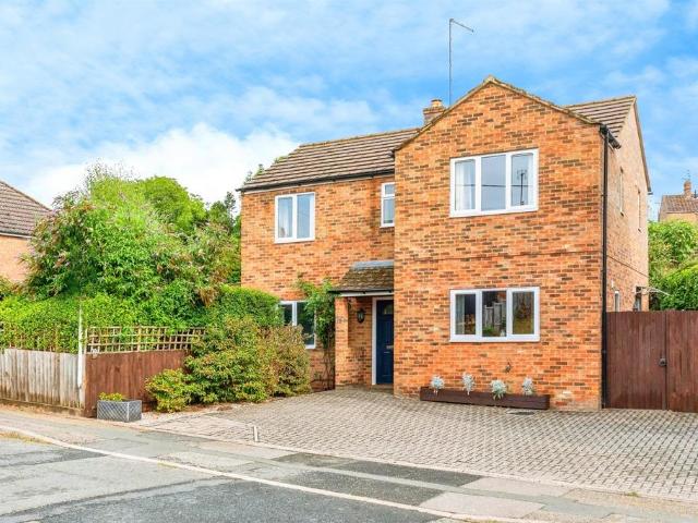 House for sale in Ringstead