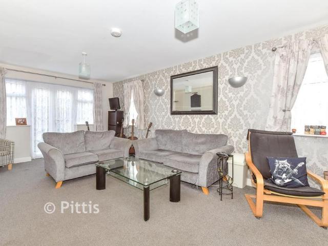 House for sale in Colwell Bay, Totland