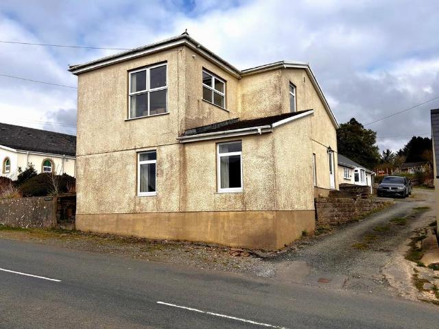 House for sale in Llangynin