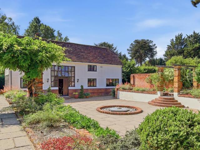 House for sale in Duton Hill, Essex