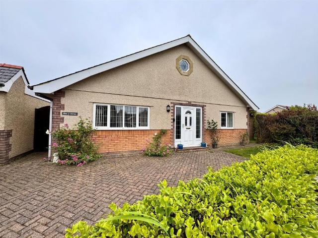 House for sale in Morfa Nefyn, Wales