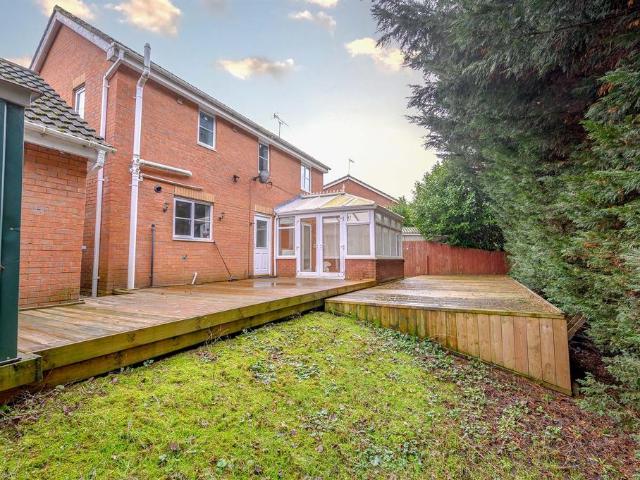 House for sale in Leisure Village, Kettering