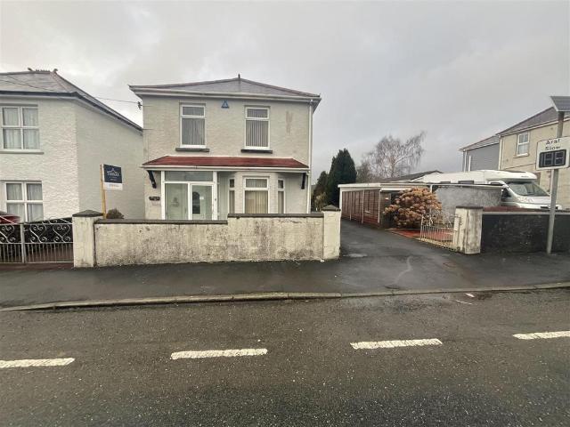 House for sale in Pont-henri, Wales