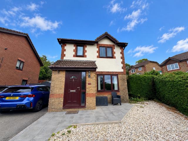 House for sale in Blackwood, Wales
