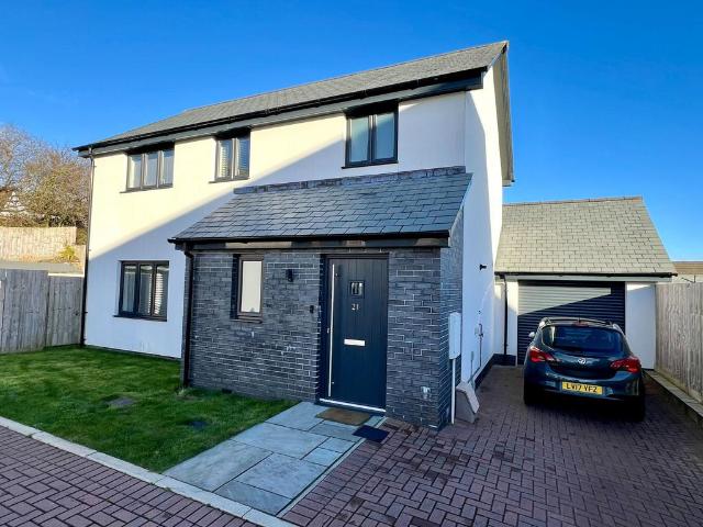 House for sale in Scredda, Cornwall