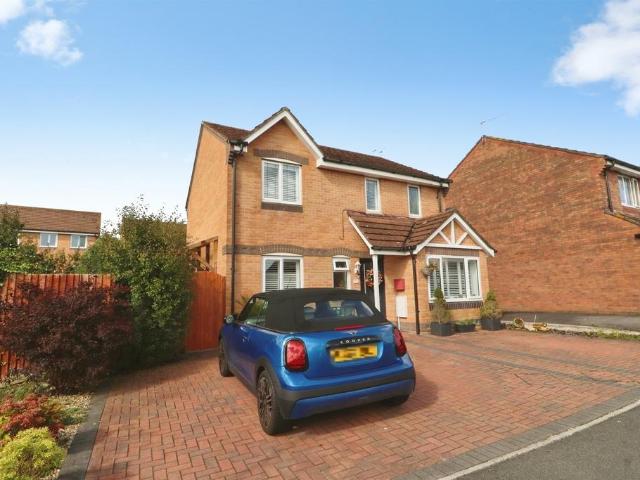 House for sale in Gibbonsdown, Barry