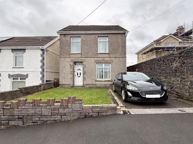 House for sale in Llannon, Tumble