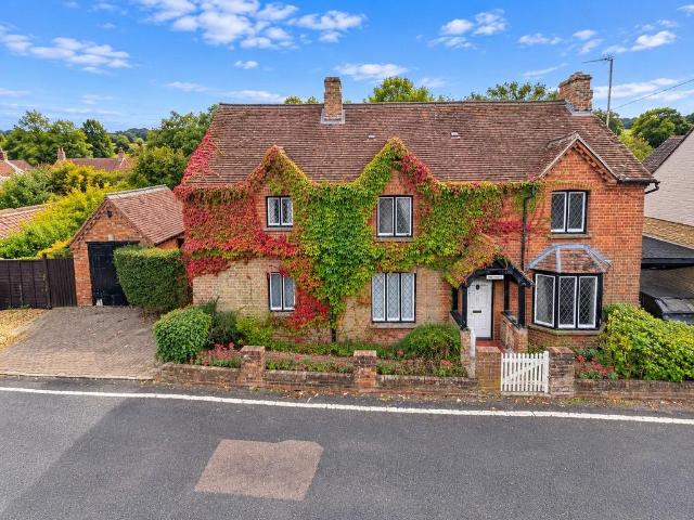 House for sale in Pavenham, Bedford