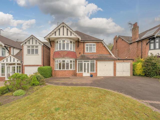 House for sale in Stourbridge, West Midlands