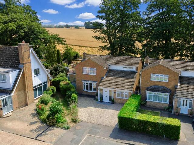 House for sale in Hackleton