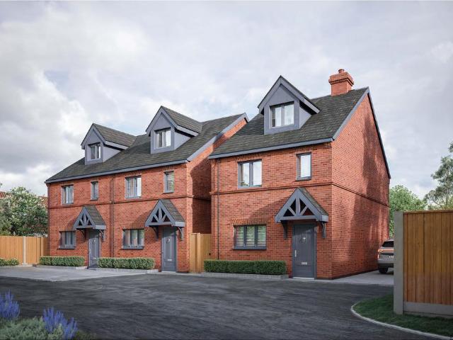 House for sale in Bromsgrove, Worcestershire