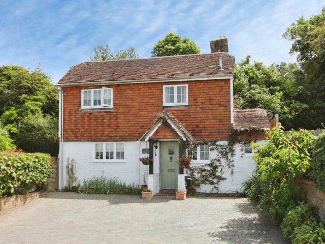 House for sale in Sandown Park, Kent