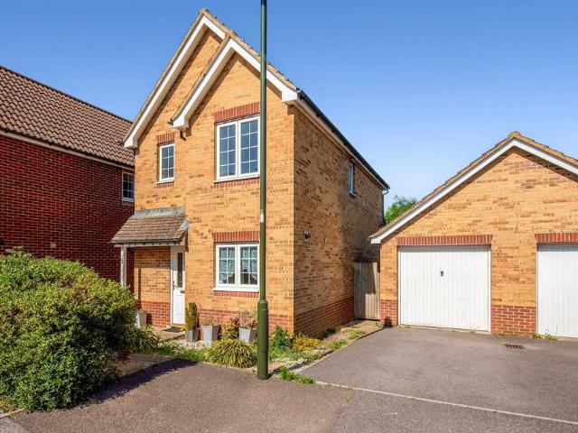 House for sale in Donnington, Littlecote