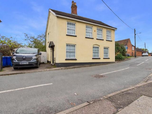 House for sale in Chadsmoor, Staffordshire
