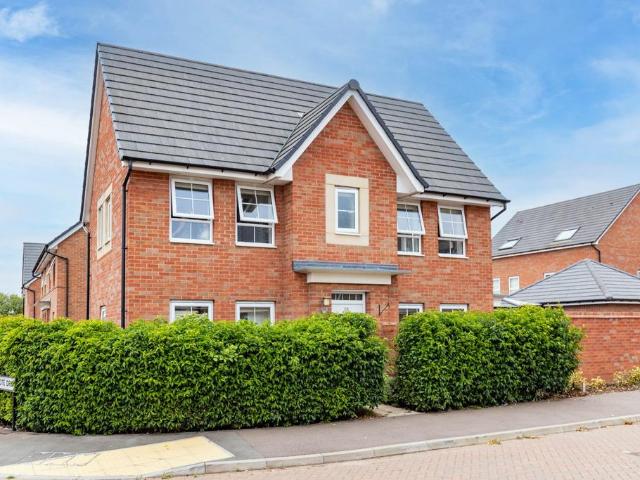 House for sale in Lower Farm Estates, Camp Hill
