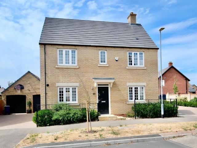 House for sale in Huntingdon, Cambridgeshire