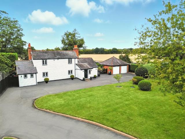 House for sale in Coxtie Green, Navestock Side