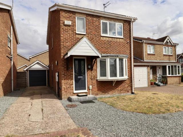 House for sale in Elloughton-cum-Brough, Brough