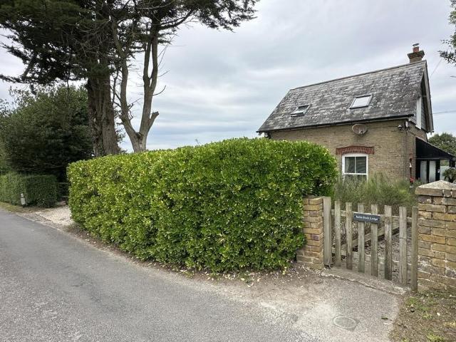 House for sale in Sutton, Ash