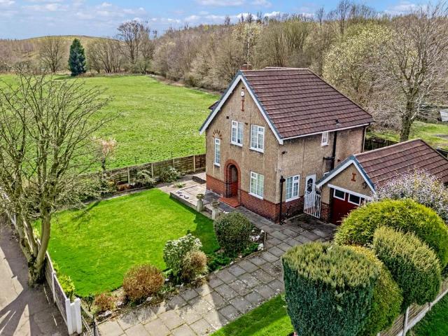 House for sale in Salford, Greater Manchester