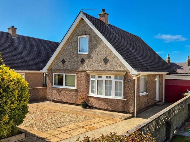 House for sale in Nefyn, Wales