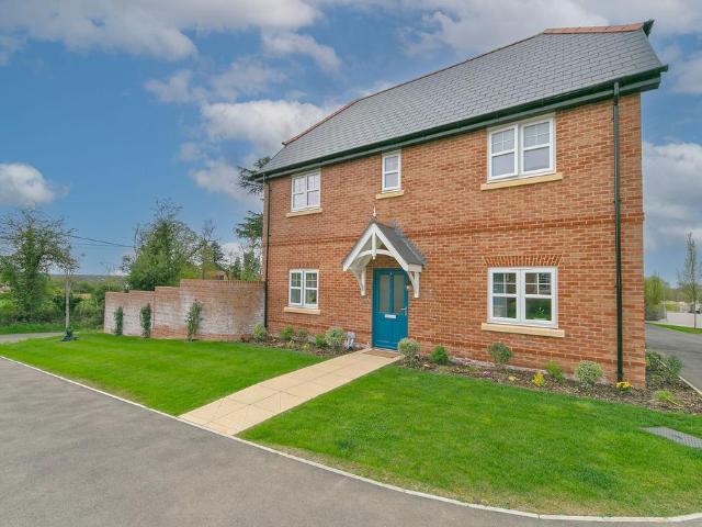 House for sale in Bray Wick, Bray