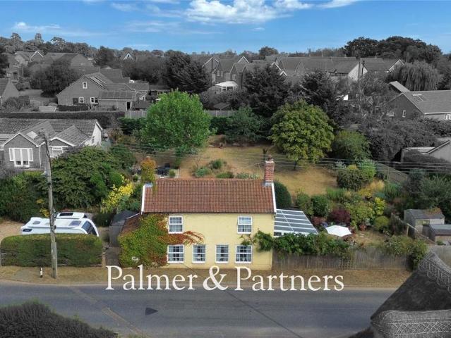 House for sale in Hollesley, Eastbridge