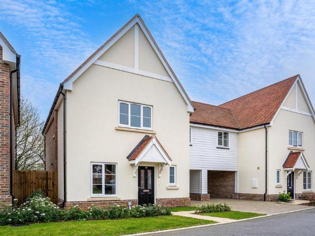 House for sale in Felsted, Felsted