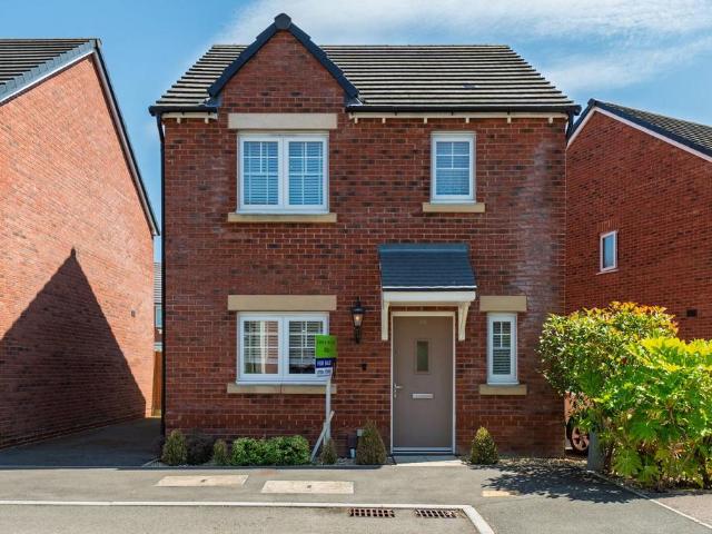 House for sale in Llantarnam, Wales